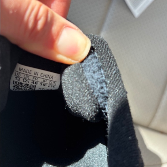 Adidas Men's Black Sneakers VELOSAMBA COLD. RDY - Picture 7 of 10